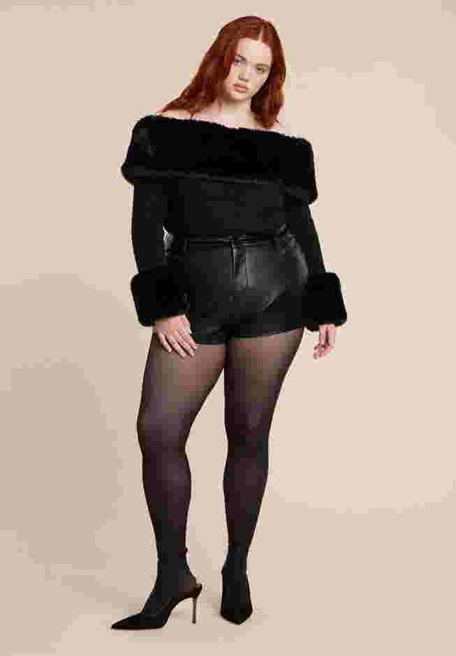 Mini Faux Leather Short image number 3
