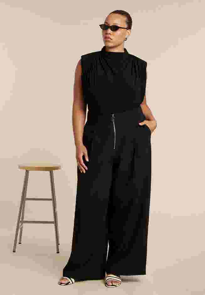 Wide Leg Trouser With Zipper Detail image number 3
