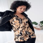 Stretch Knit V-neck 3/4 Sleeve Knot Front Tunic image number null