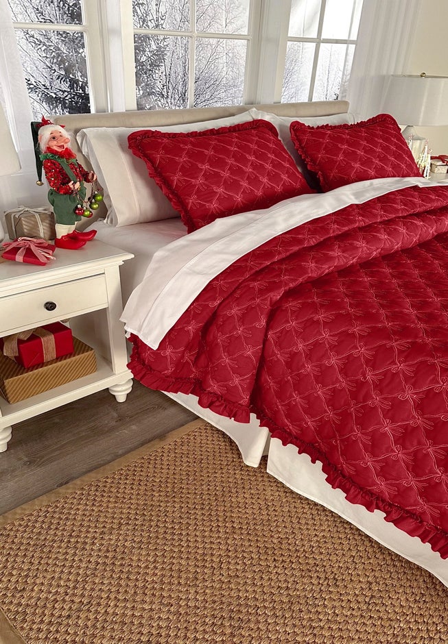 Ribbon Hem Bow Quilt 3-PC Set image number 1