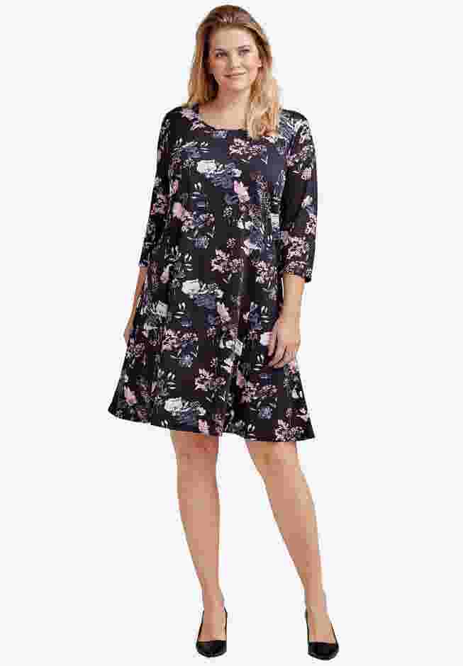 Madison Knit Three-Quarter Sleeve Dress image number 0