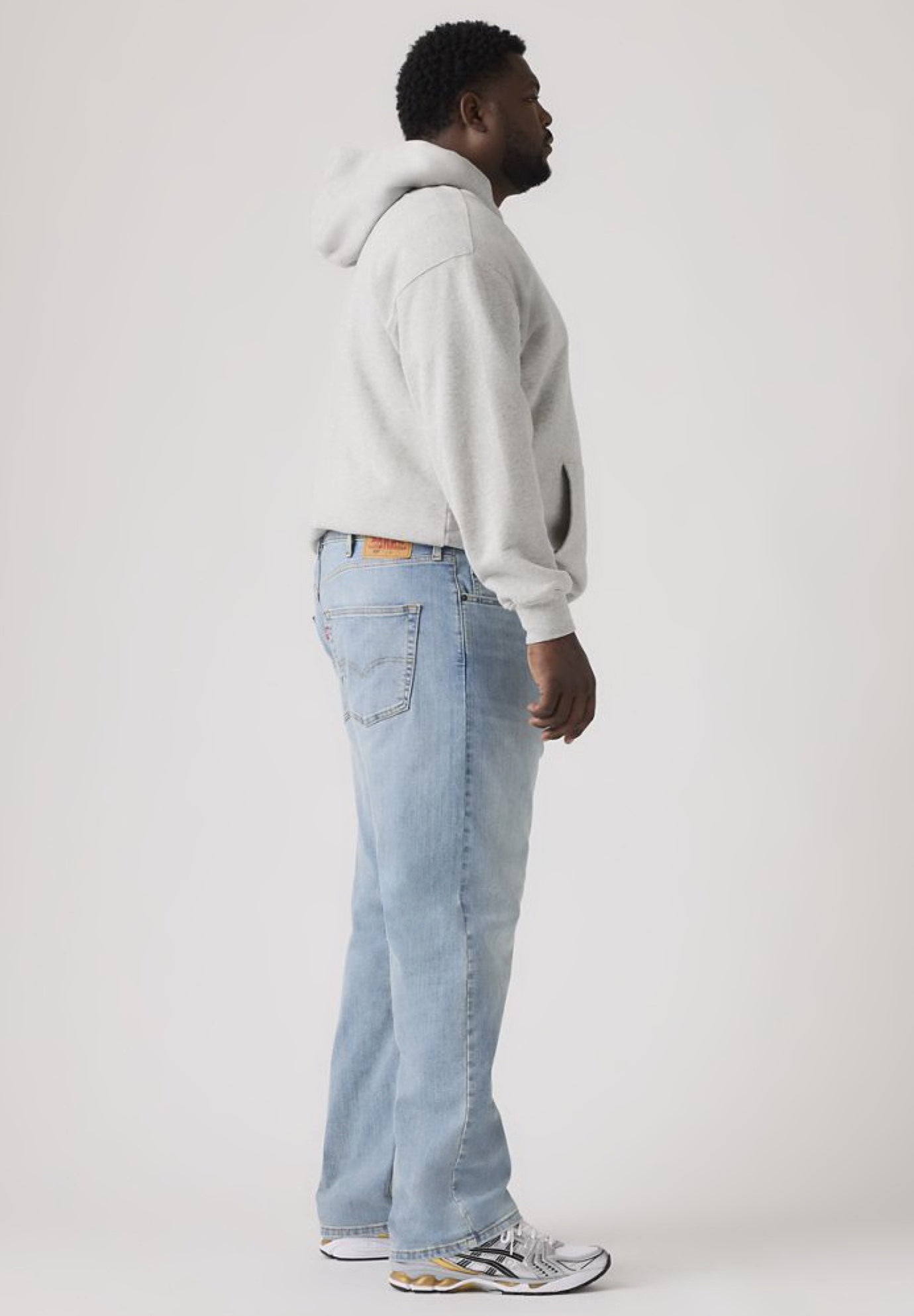 506&trade; Comfort Straight-Leg Stretch Jeans by LEVI&rsquo;S image number 2
