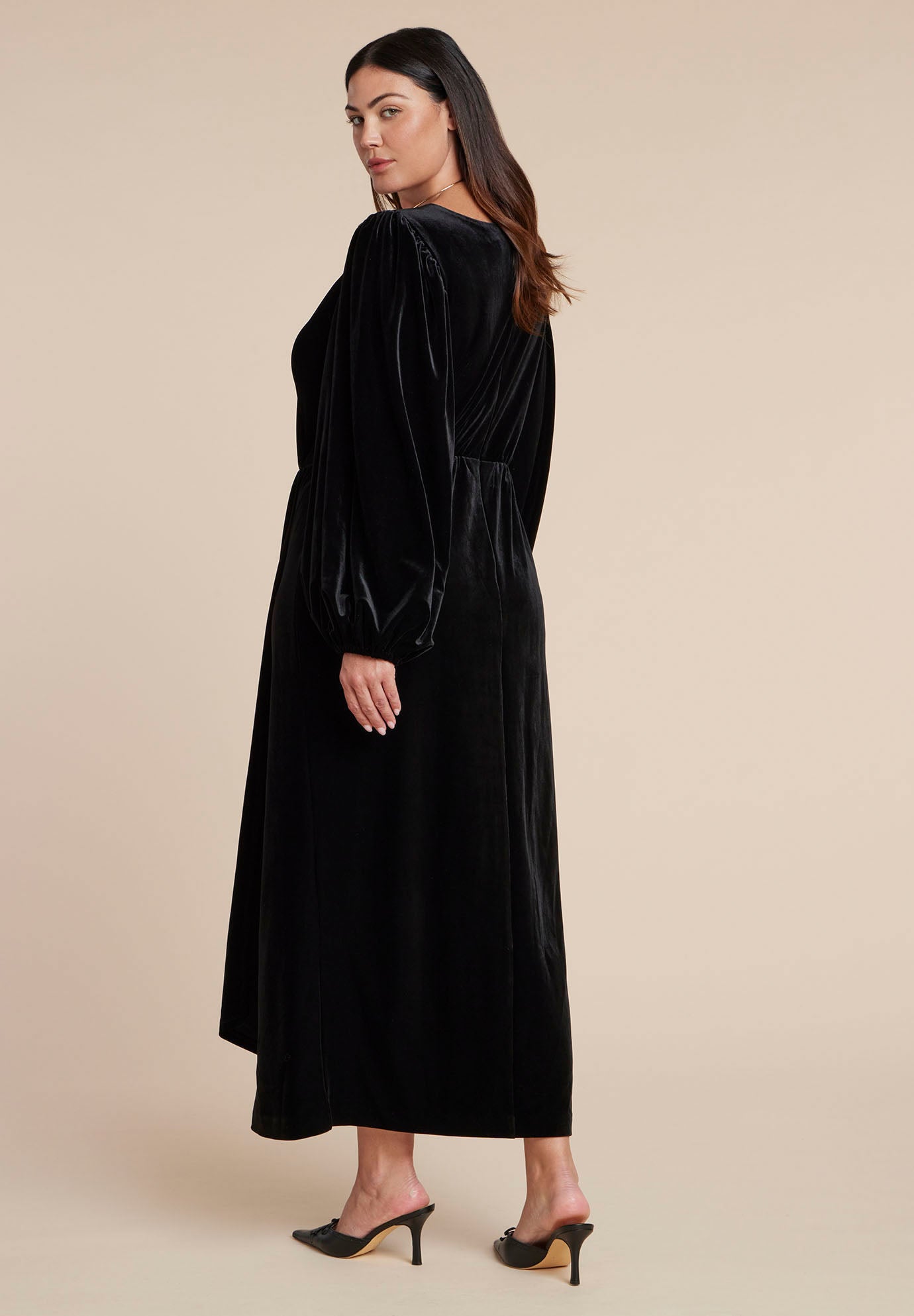 Velvet Puff Sleeve Pleated Dress image number 3