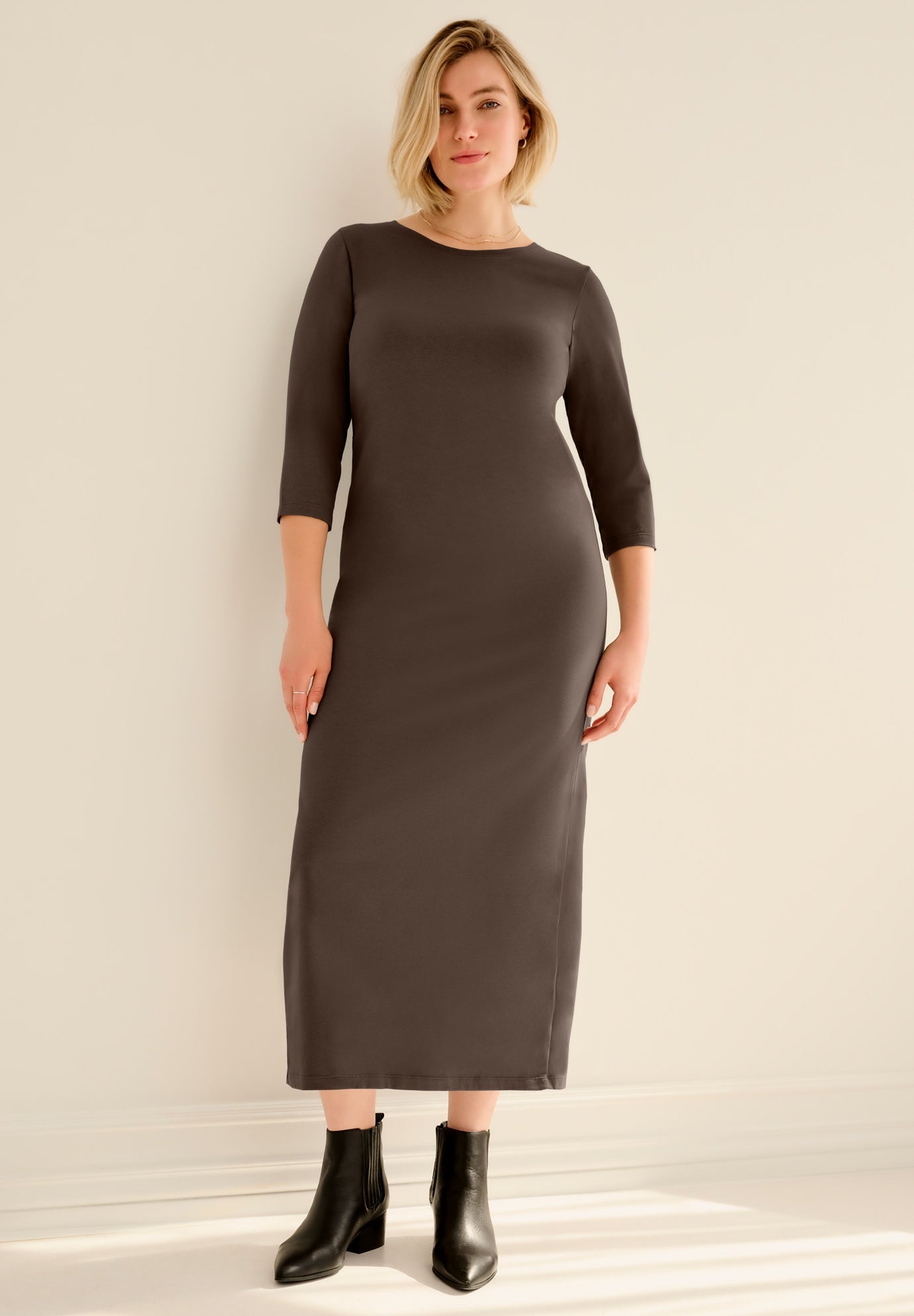 Cotton Spandex Crew Neck 3/4 Sleeve Maxi Dress image number 0
