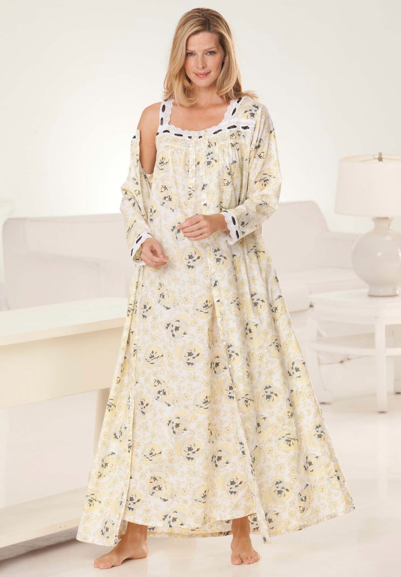 Long 2-Piece Cabbage-Rose Peignoir Set image number 0