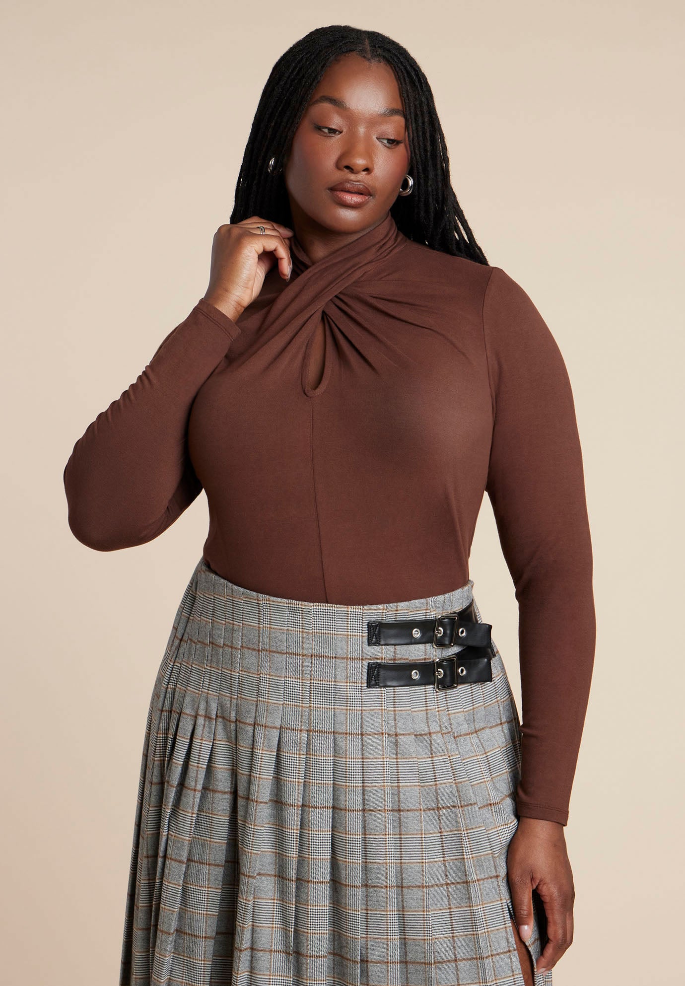 Keyhole Twist Drape Top image number 1