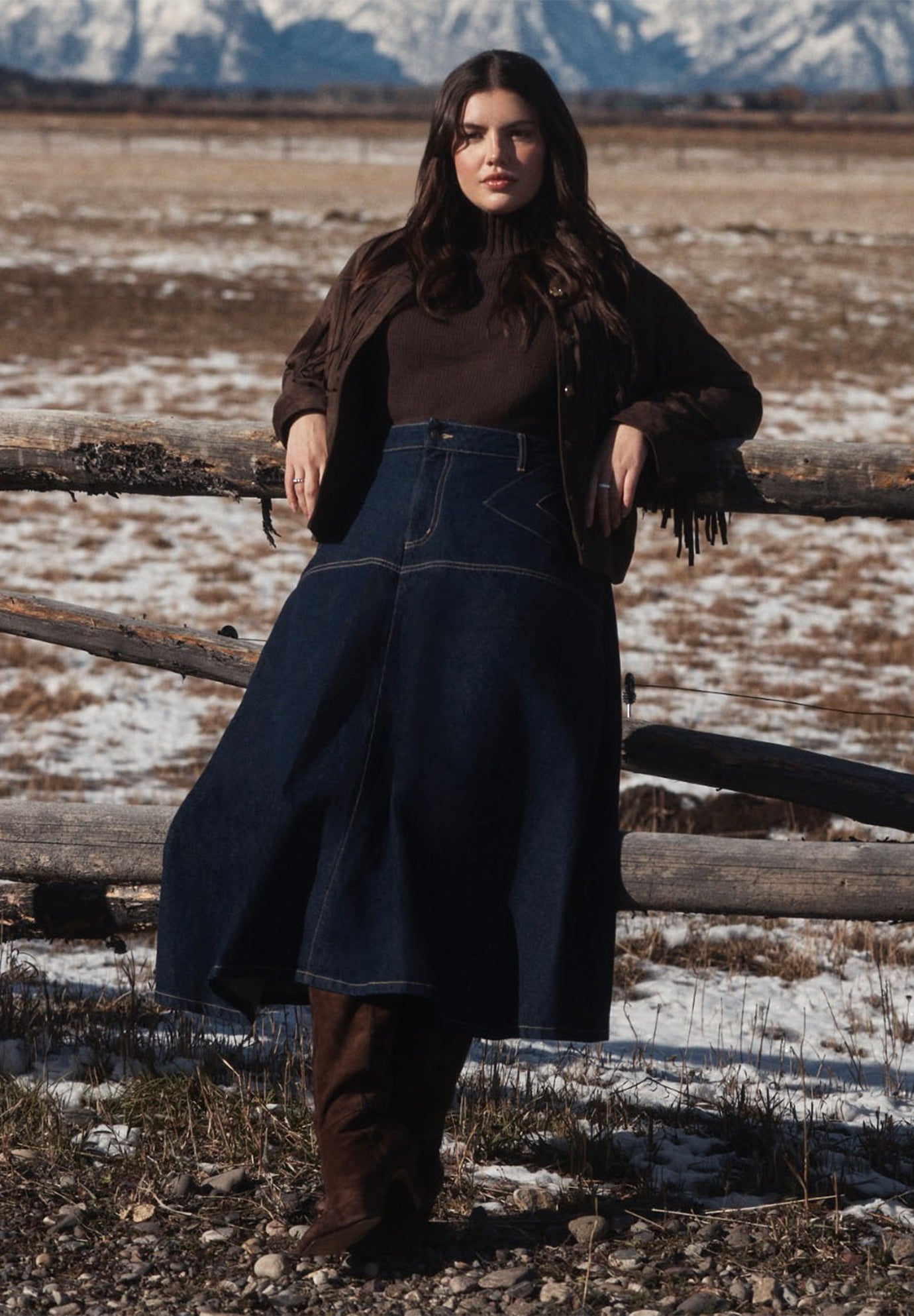 Denim Maxi Skirt With Seam Detail image number 0