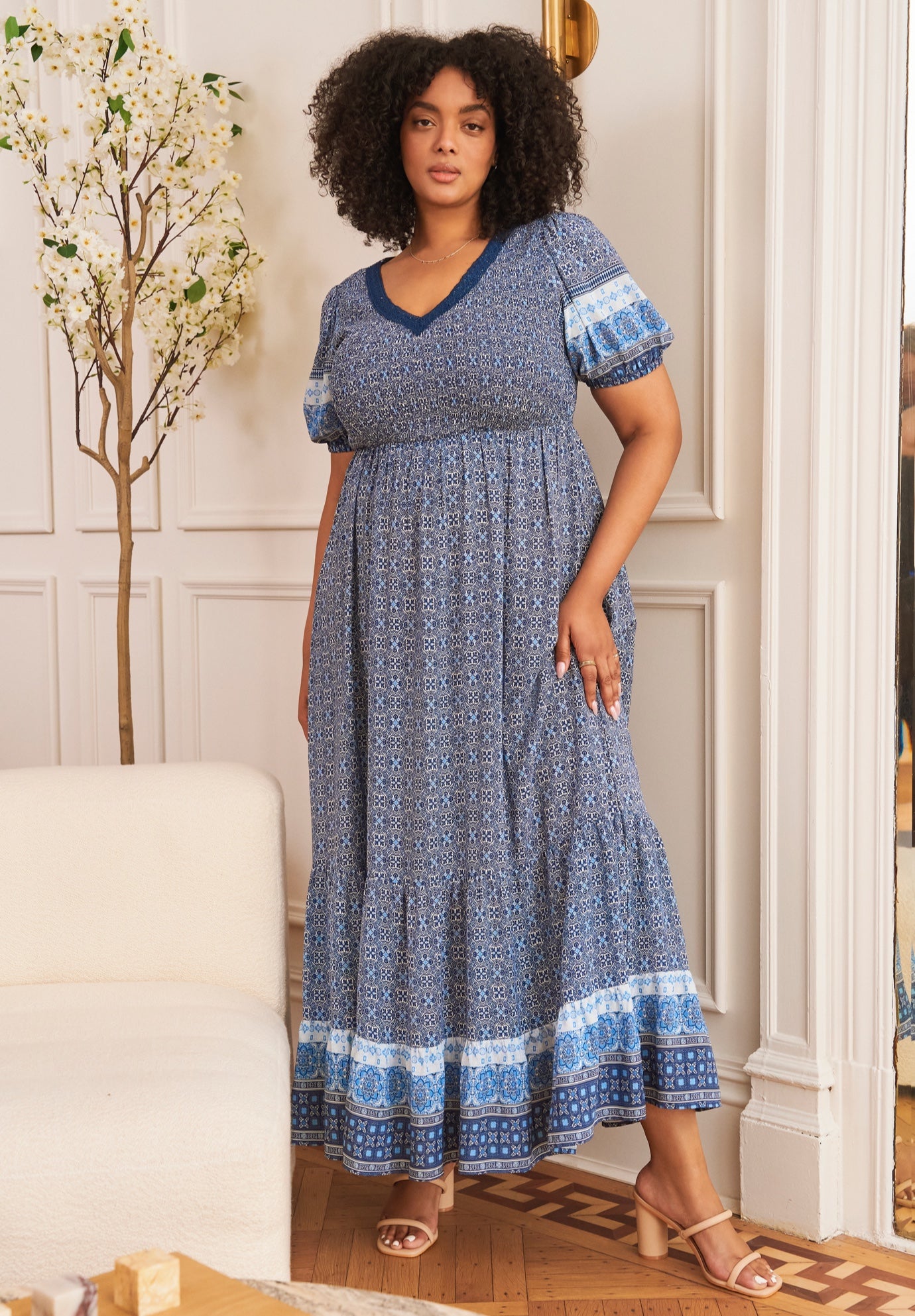 Eve Border Dress image number 5