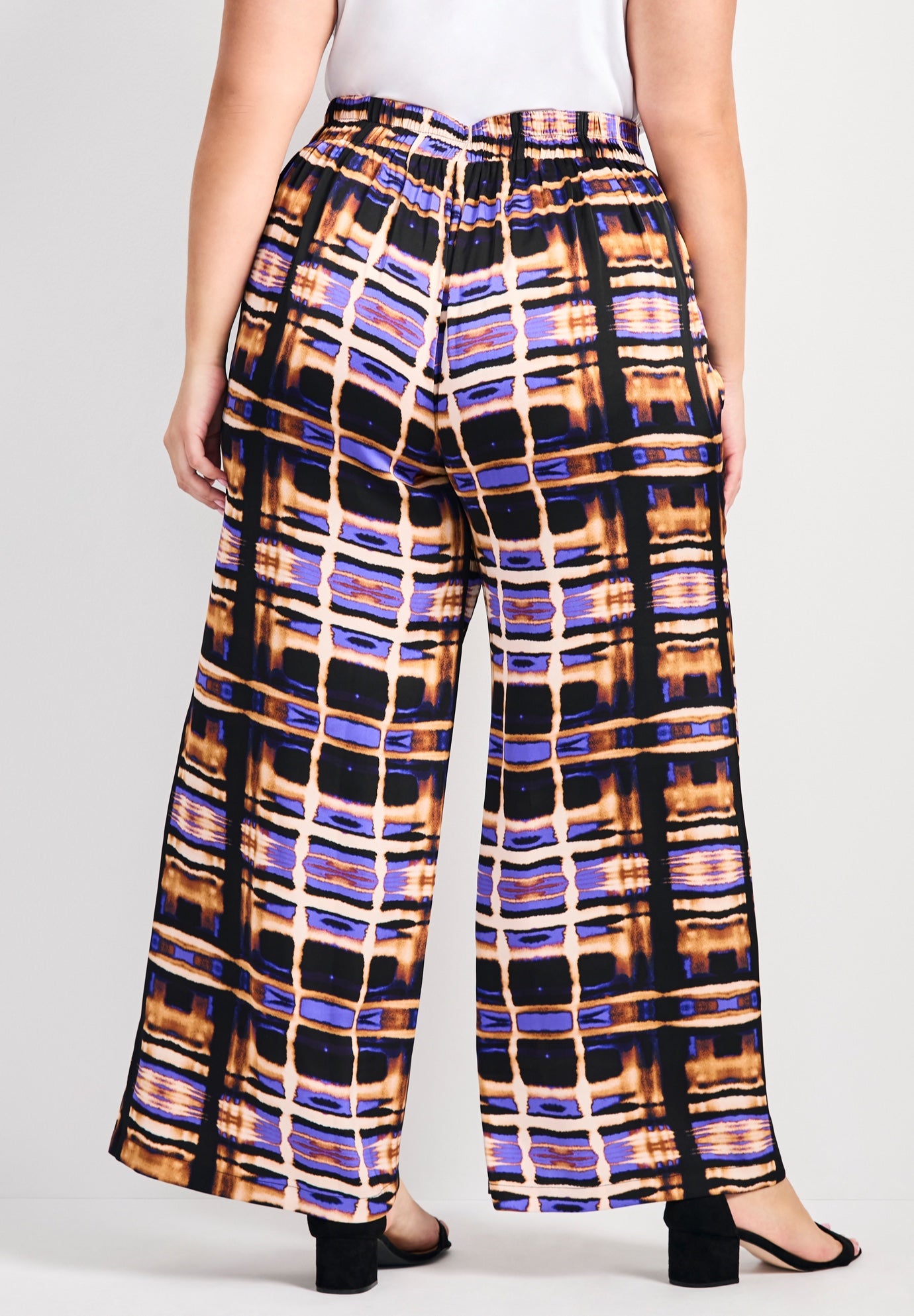 Goldi Wide Leg Satin Pant image number 1