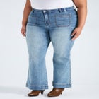 Emmy Flared Jean image number null