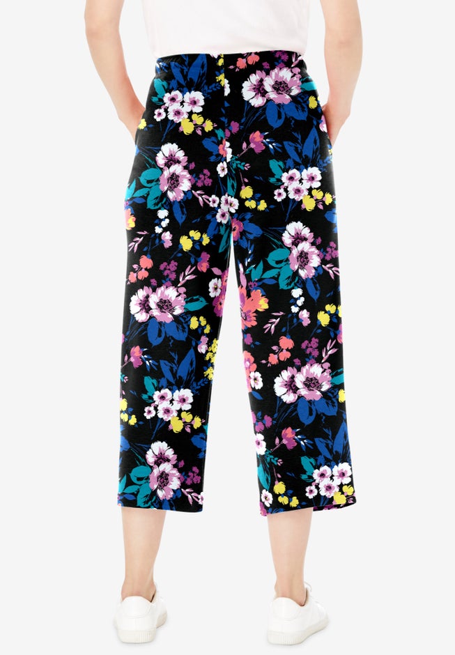 Sport-Knit Pull-On Capri Pants image number 1