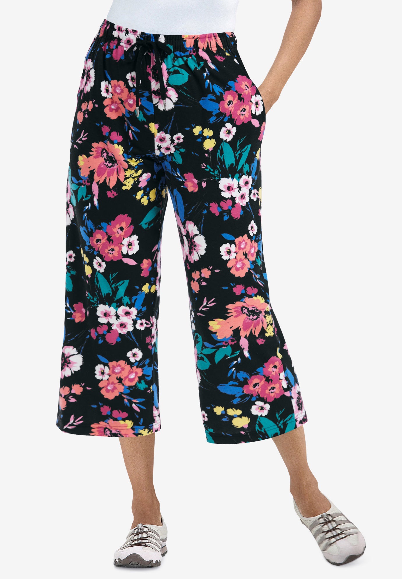 Sport-Knit Pull-On Capri Pants image number 0