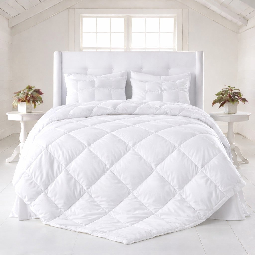 200 Thread Count Cotton Puff Comforter image number 1