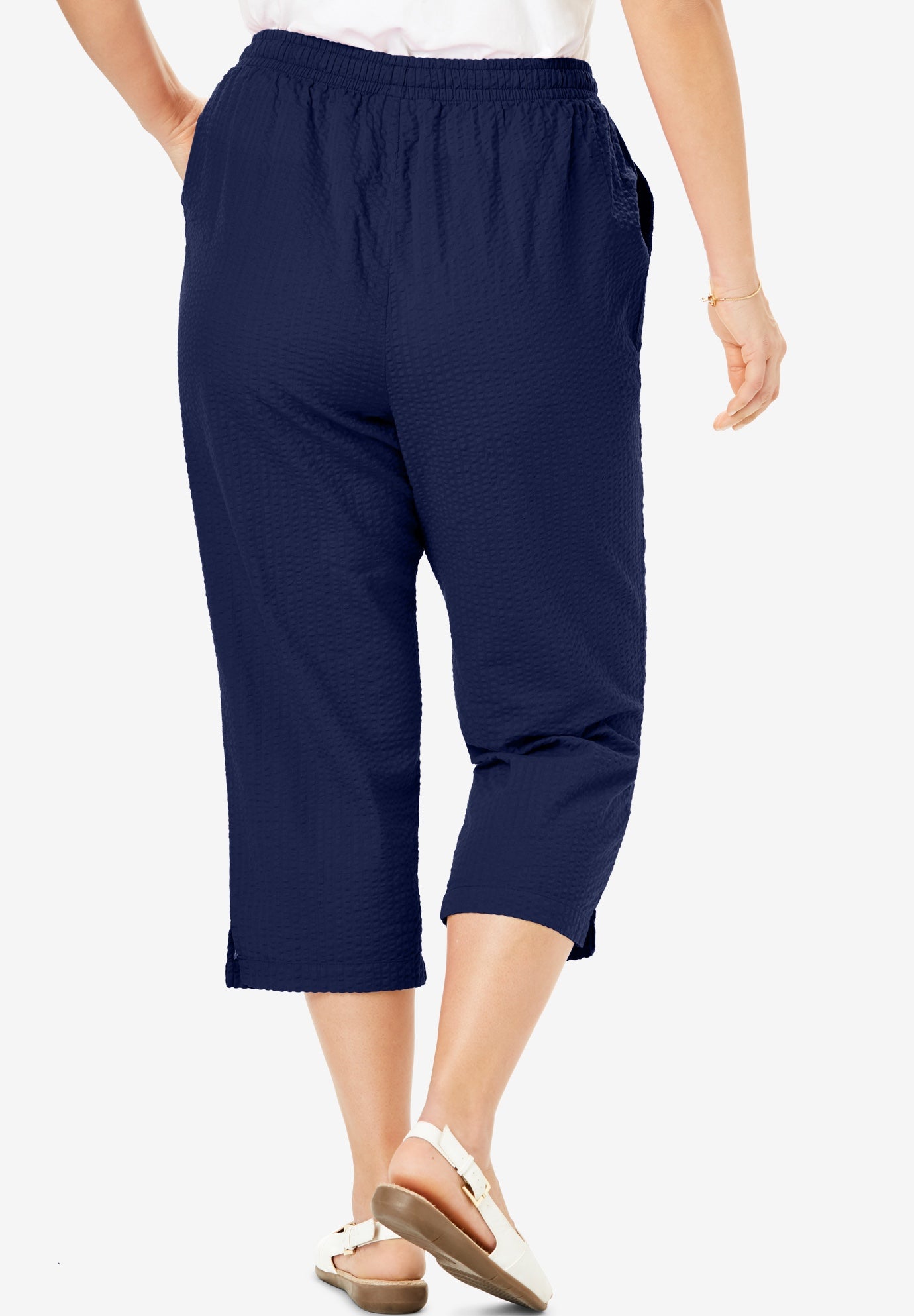 Seersucker Pull-On Elastic-Waist Capri Pants image number 1