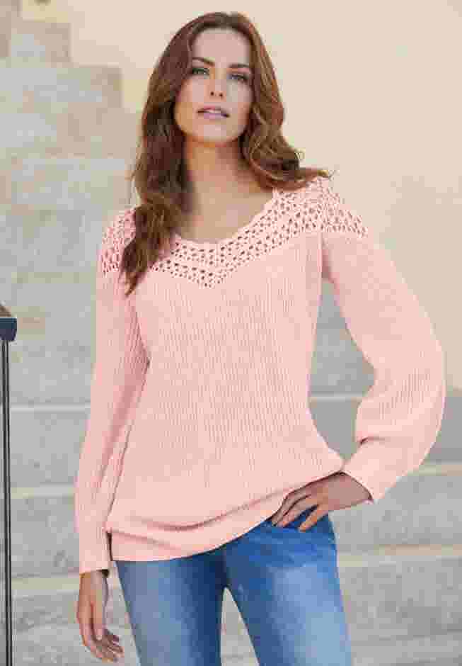Plus Size Crochet Pullover Sweater with Sweetheart Neckline image number 1