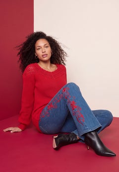Plus Size Crochet Pullover Sweater with Sweetheart Neckline