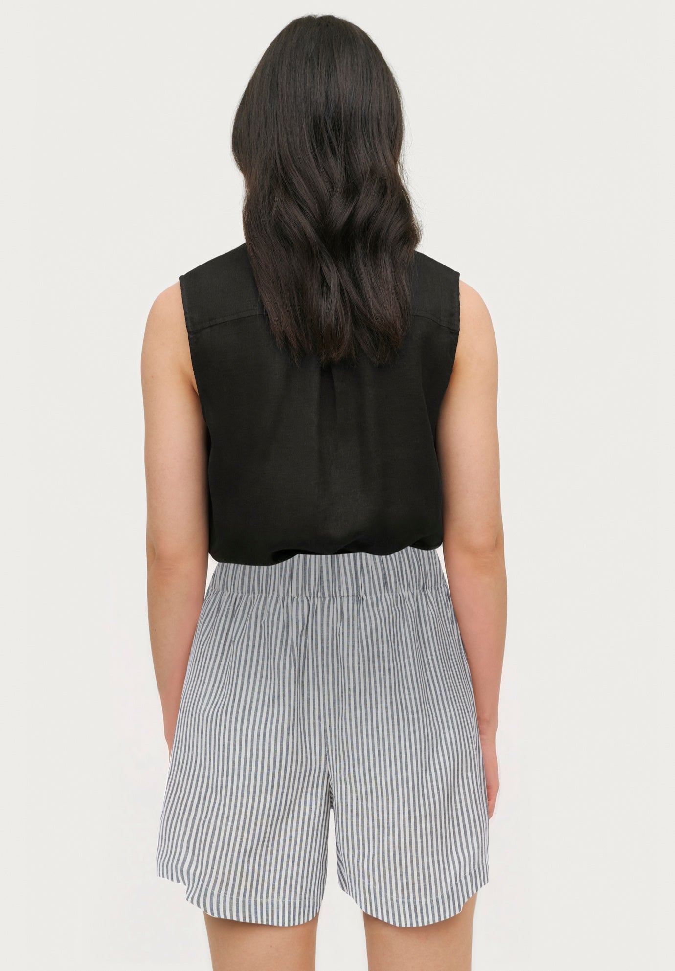 Linen-Blend Elastic Waist Shorts image number 1