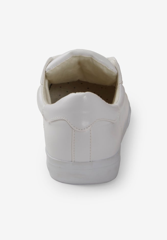 Basic Sneaker image number null