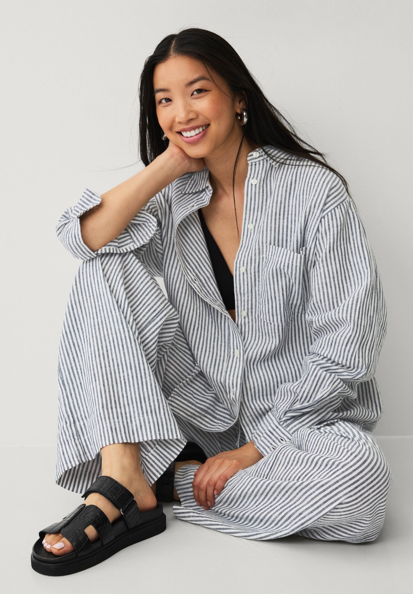 Oversized Linen-Blend Boyfriend Shirt image number 6