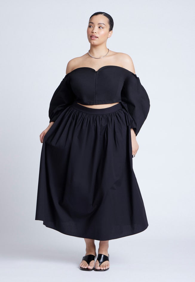 Off The Shoulder Sweetheart Neckline Top image number 4