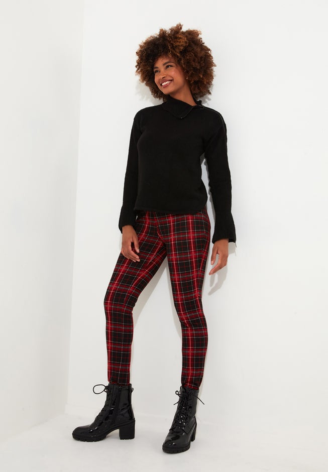 Asymmetrical Zip Neck Pullover Sweater image number 3