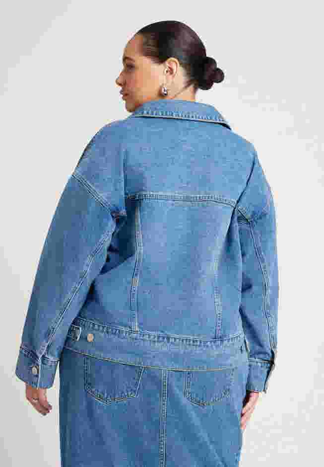 Denim Jacket With Cinched Waist image number 1