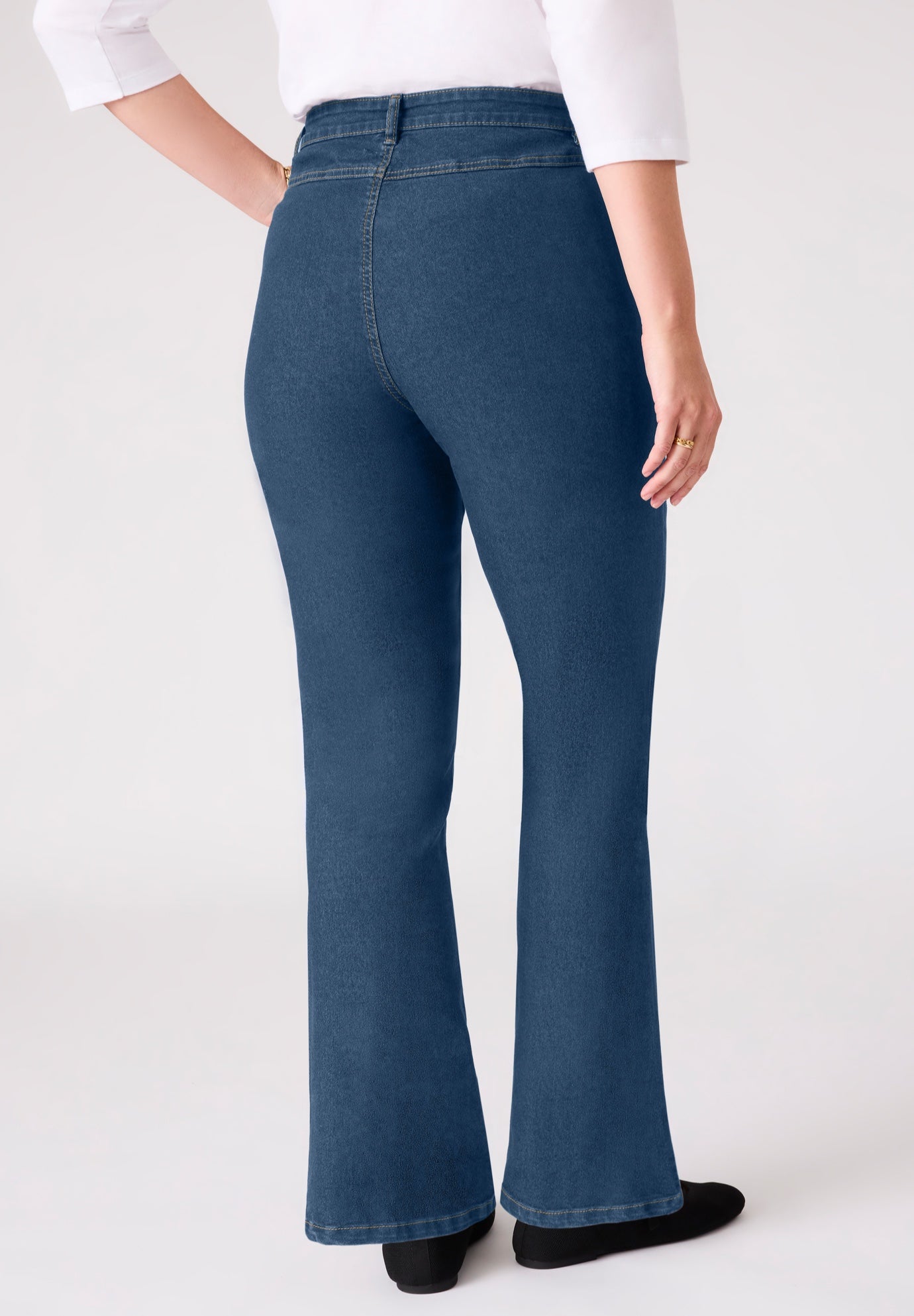 Stretch Bootcut Clean Jeans image number 0