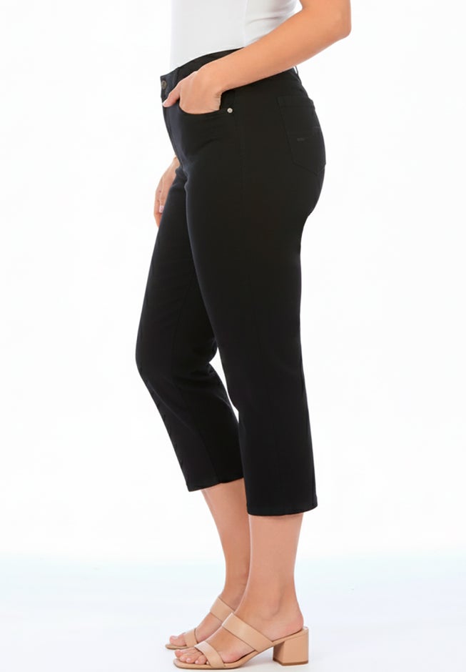 Right Fit&reg; Moderately Curvy Jean Capri image number 2