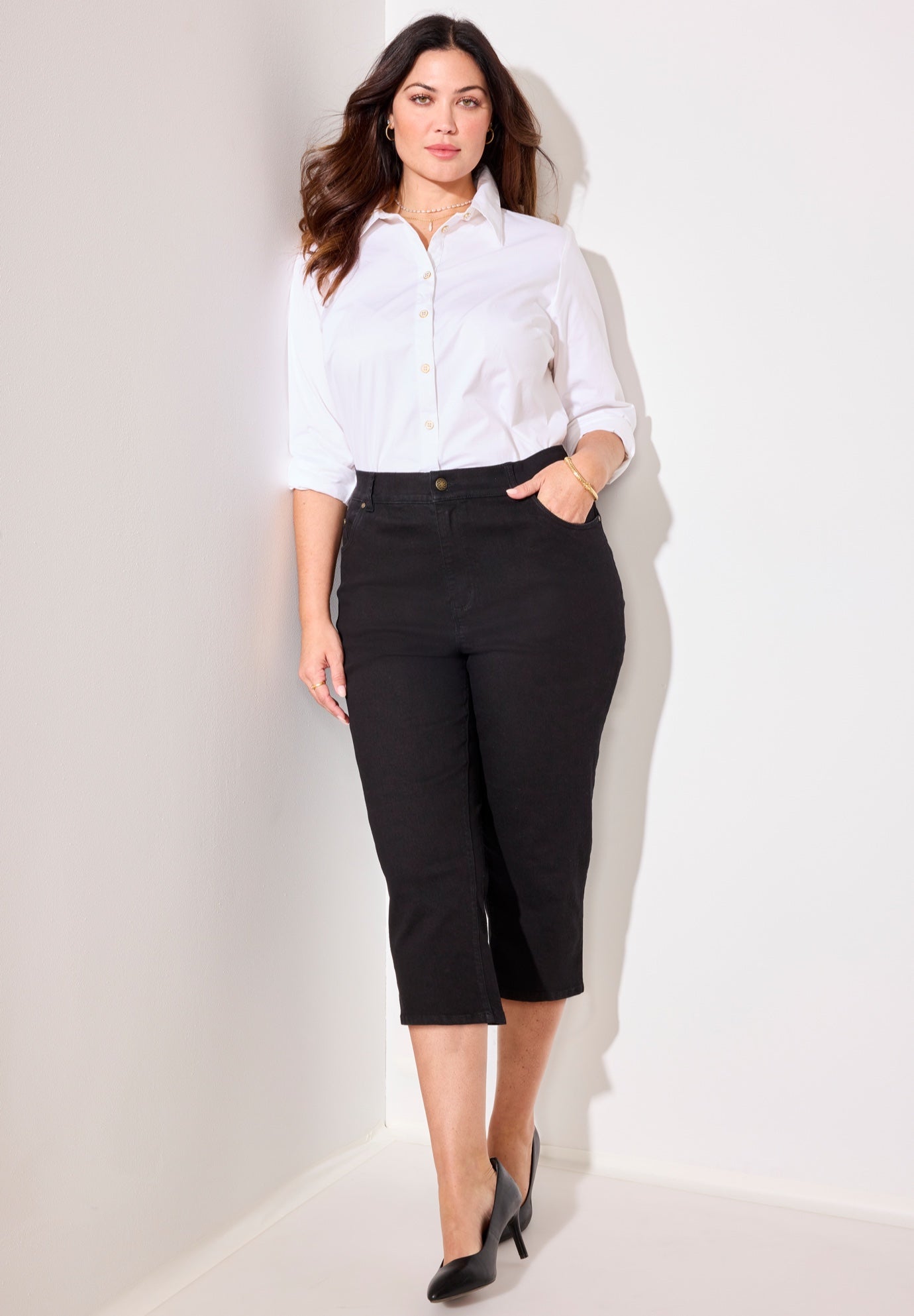 Right Fit&reg; Curvy Jean Capri image number 1