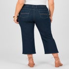 Right Fit&reg; Moderately Curvy Cropped Jean image number null