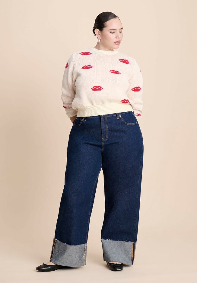 Scattered Lip Sweater image number 4