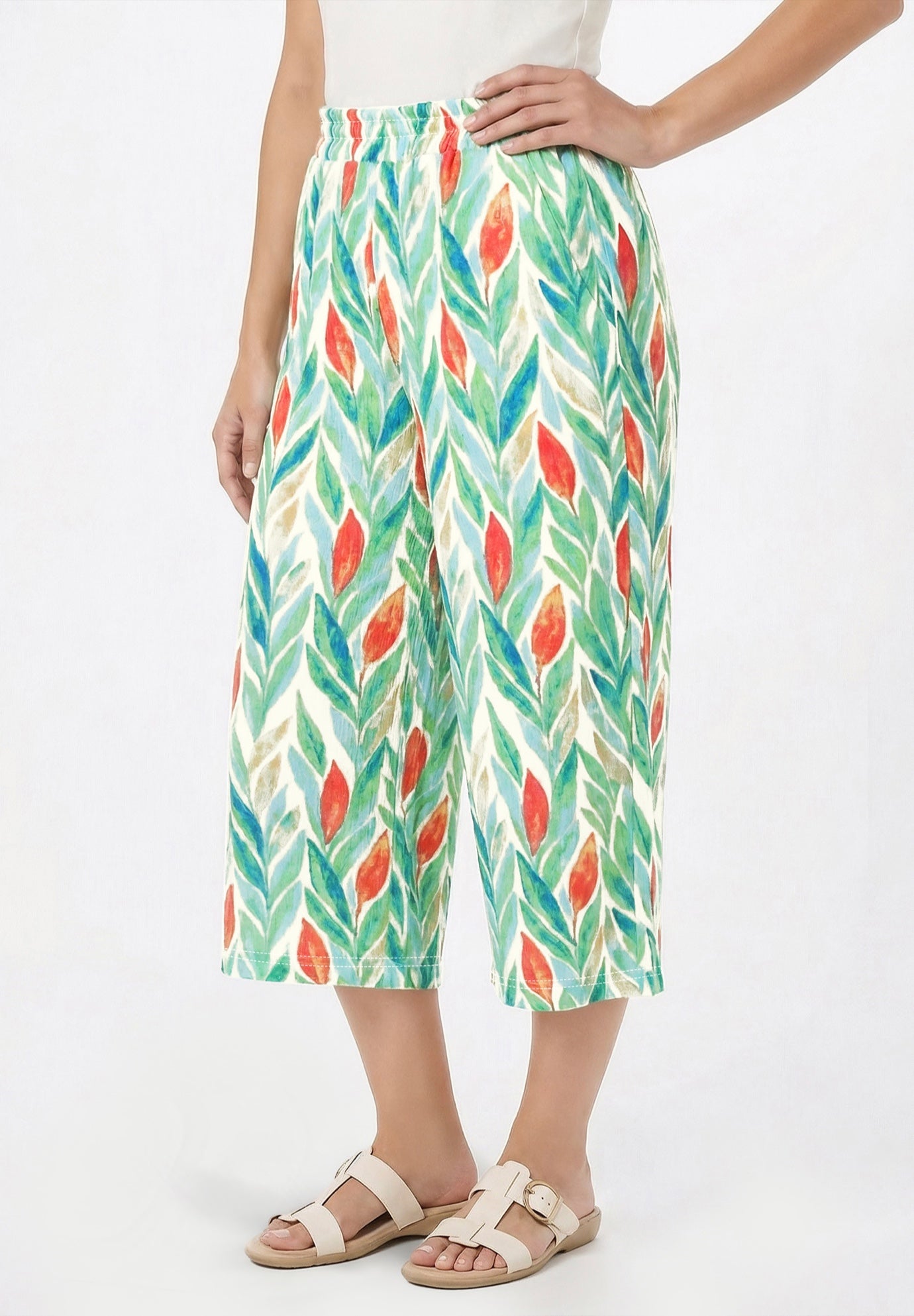 Wide-Leg Texture Knit Capri image number 2