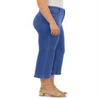 Plus Size Classic Stretch High-Rise Kick-Flare Cropped Jean image number 4