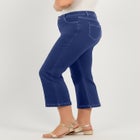Plus Size Classic Stretch High-Rise Kick-Flare Cropped Jean image number 3