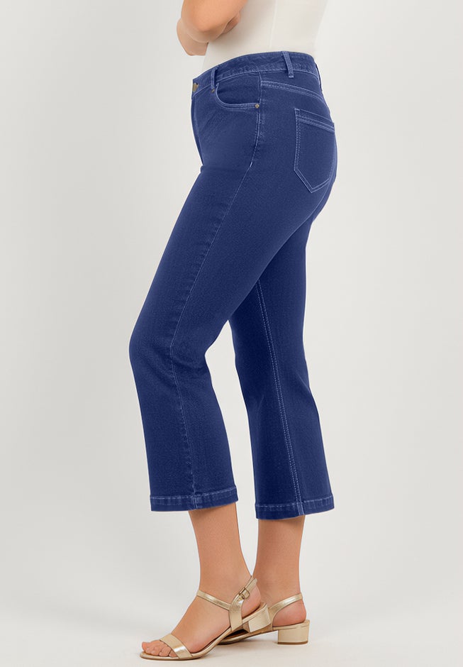 Plus Size Classic Stretch High-Rise Kick-Flare Cropped Jean image number 3