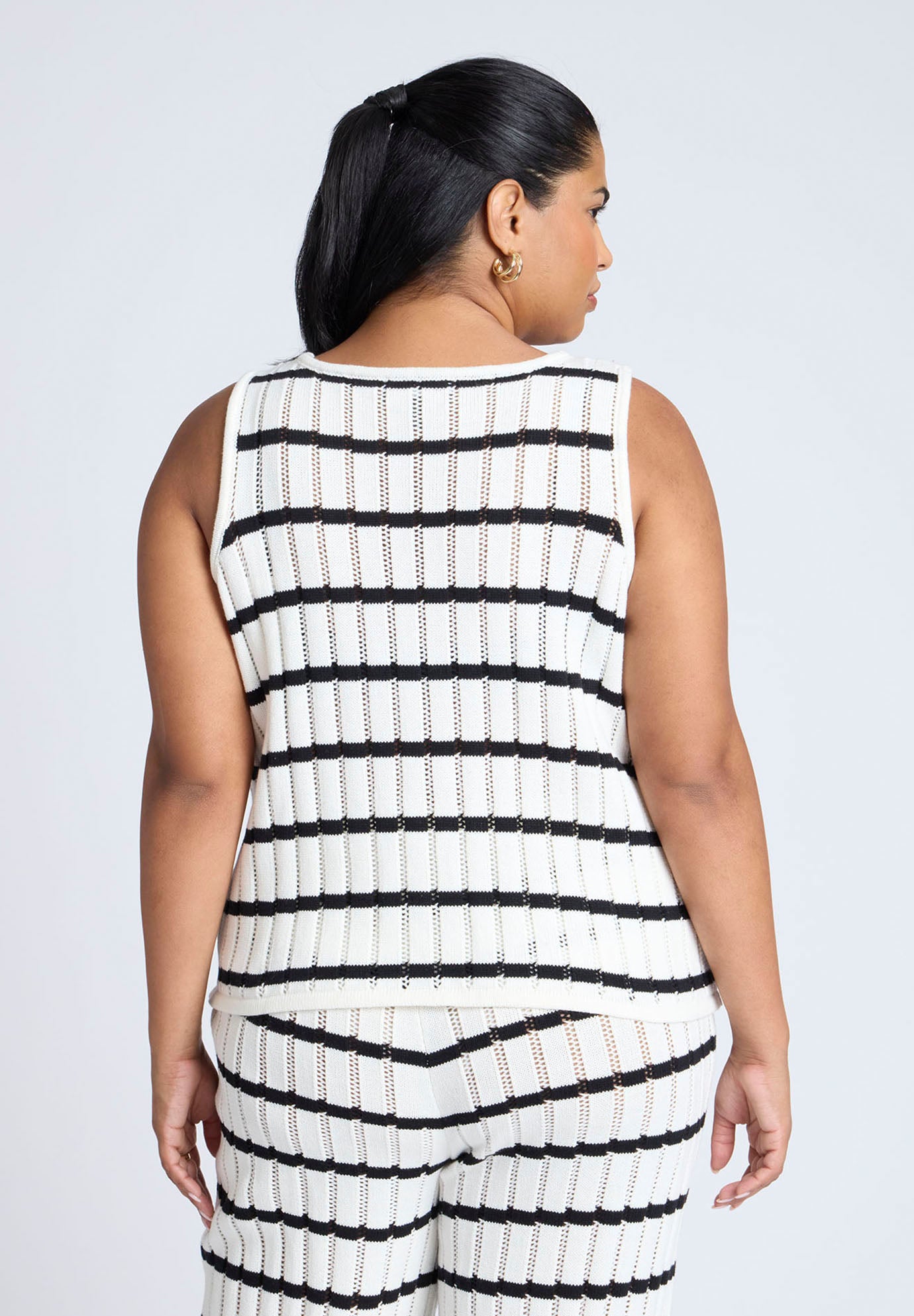 Tie Front Tank image number 1