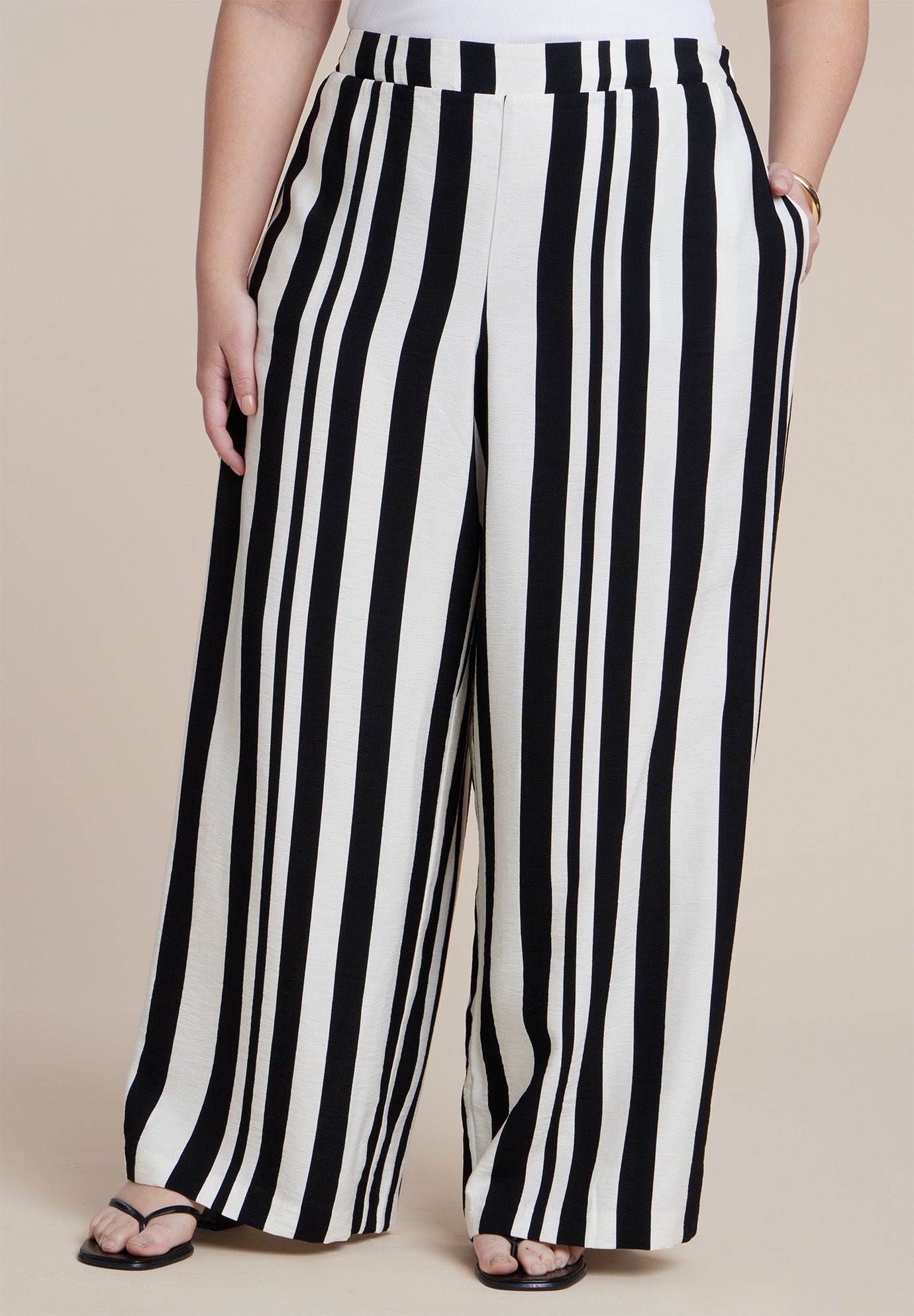 Pull On Wide Leg Pant image number 0
