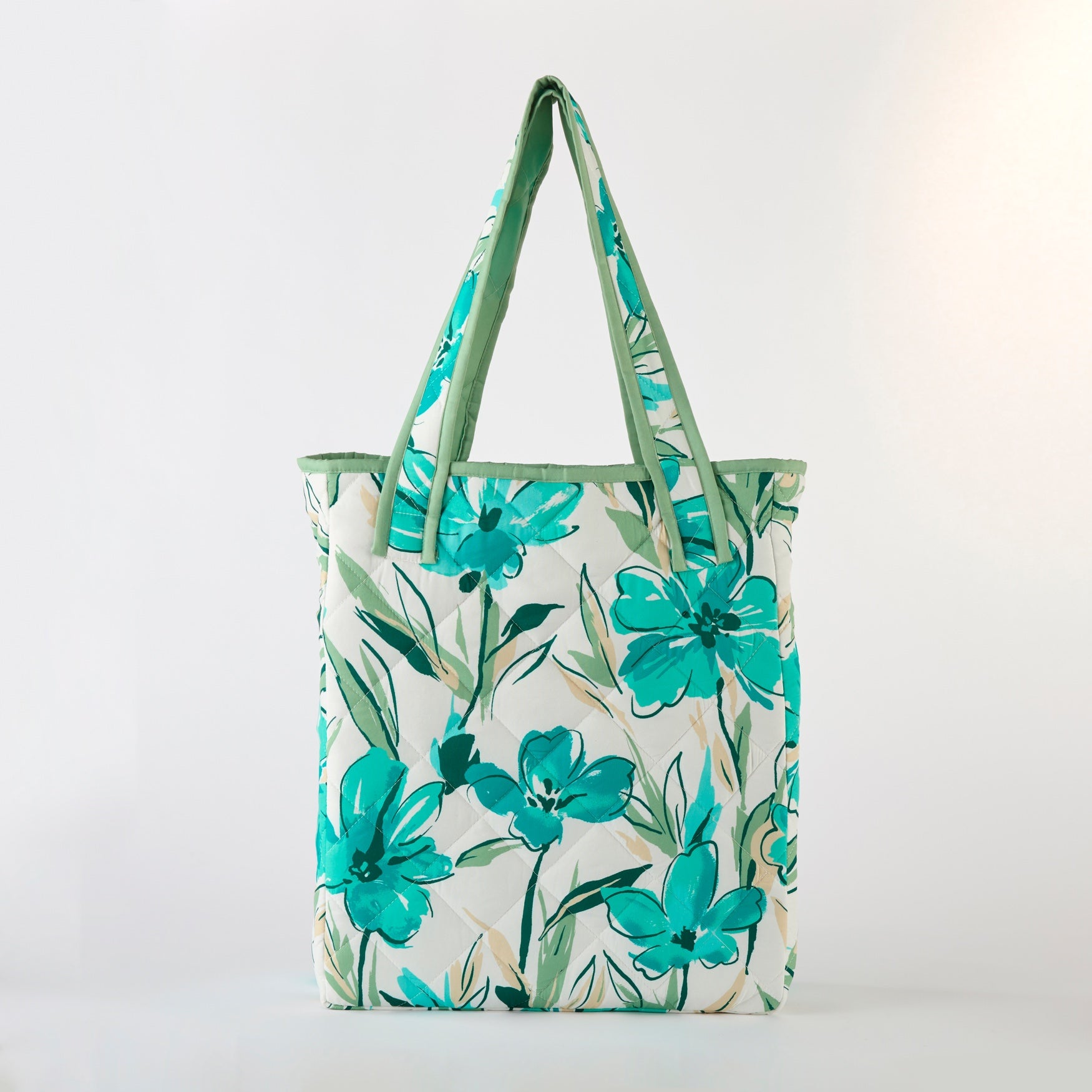  3-Pc. Quilt Set with Free Tote image number 1