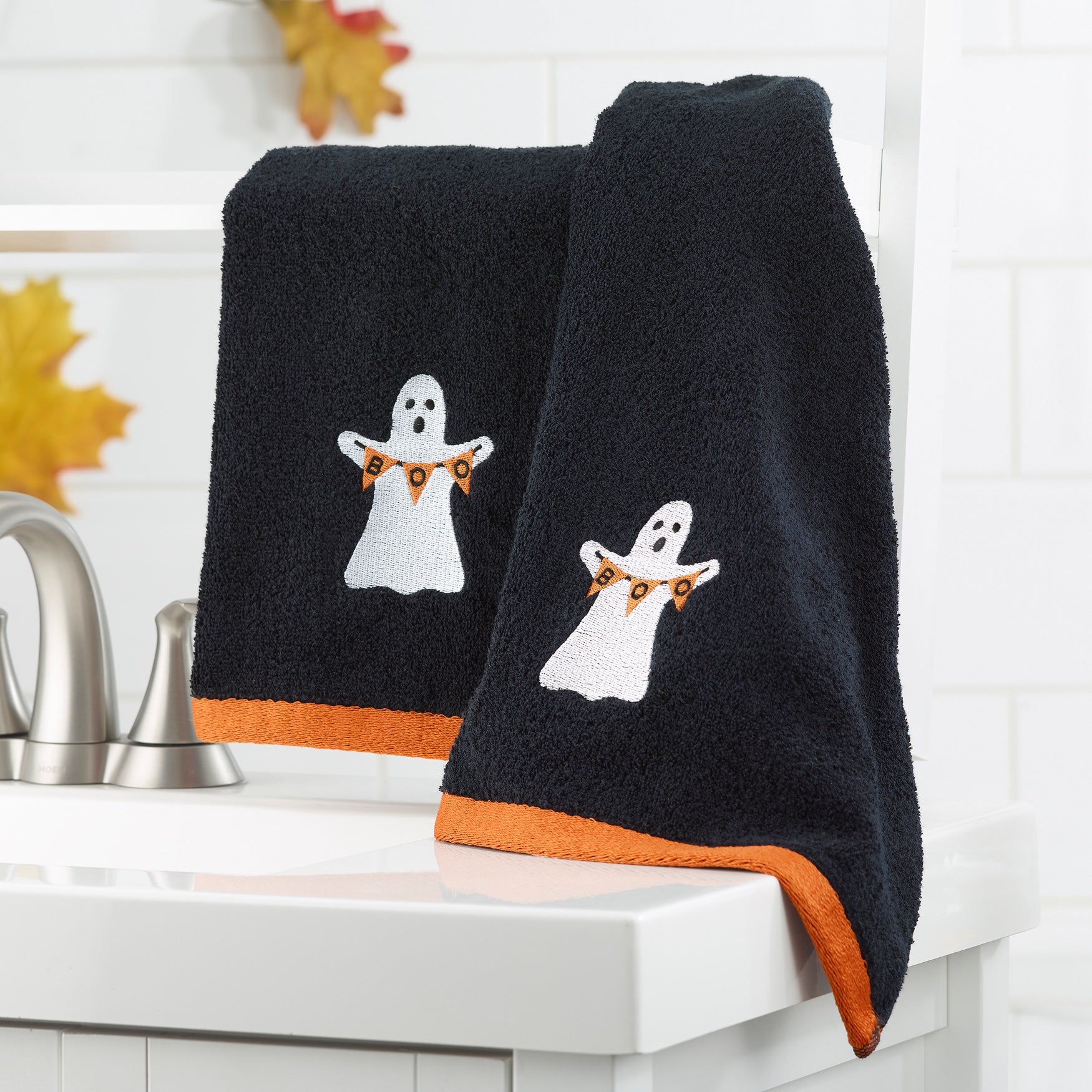 Novelty Hand Towels image number 0