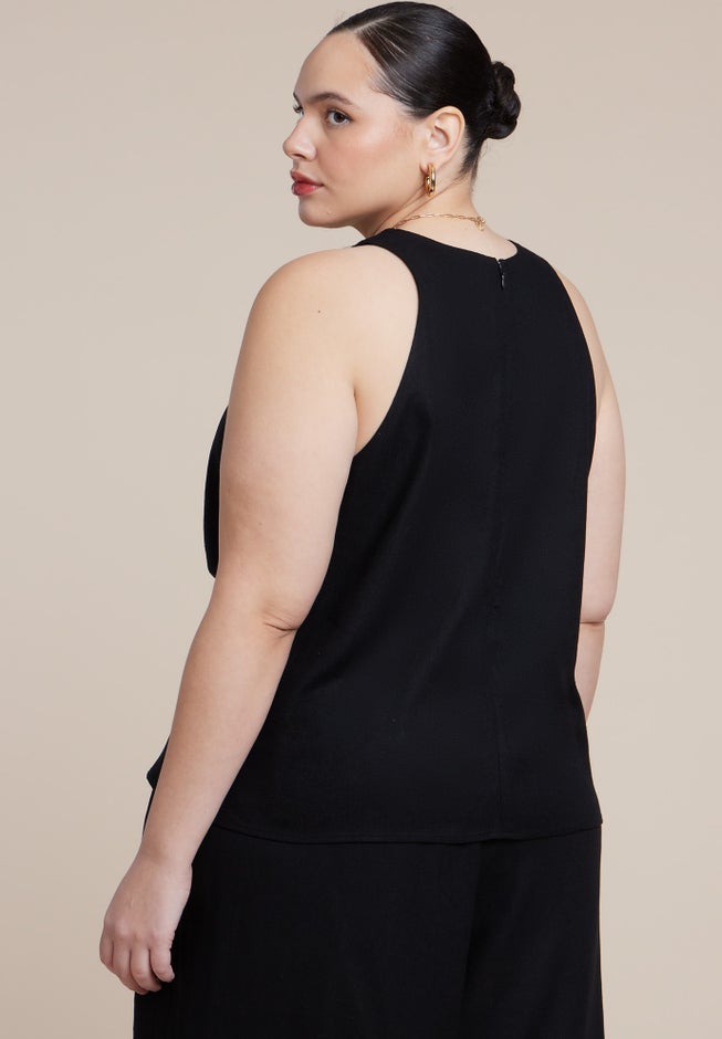 Twisted Linen Halter Top image number 4