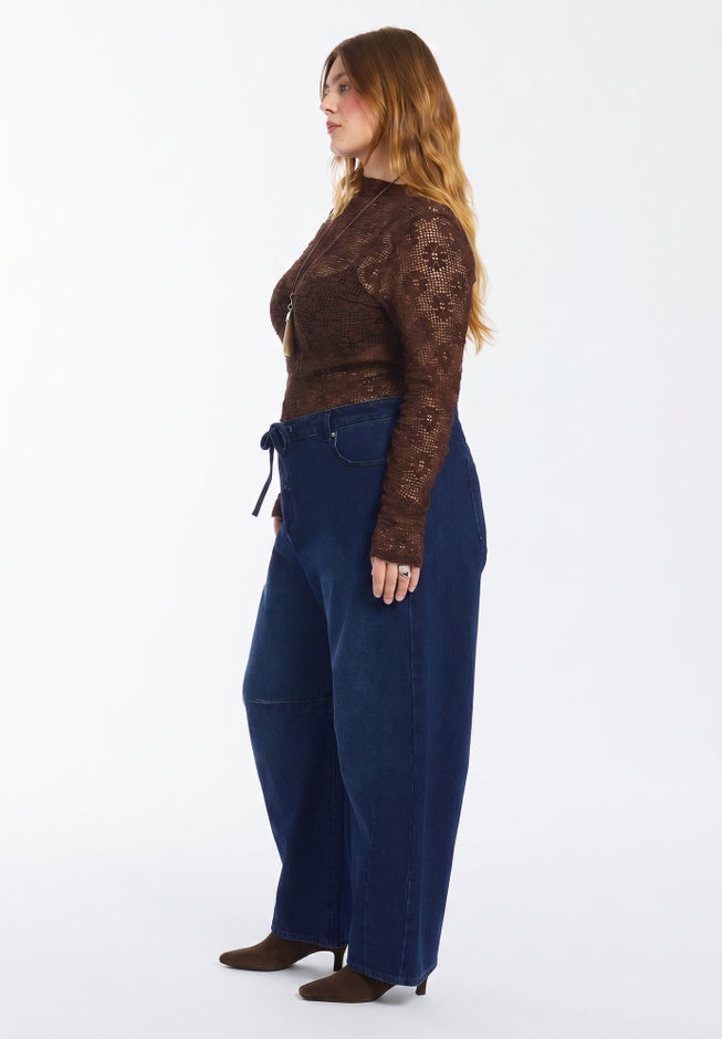 Dramatic Drawstring Barrel Jean image number 4