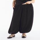 Elastic Waist Crepe Balloon Pant image number 1
