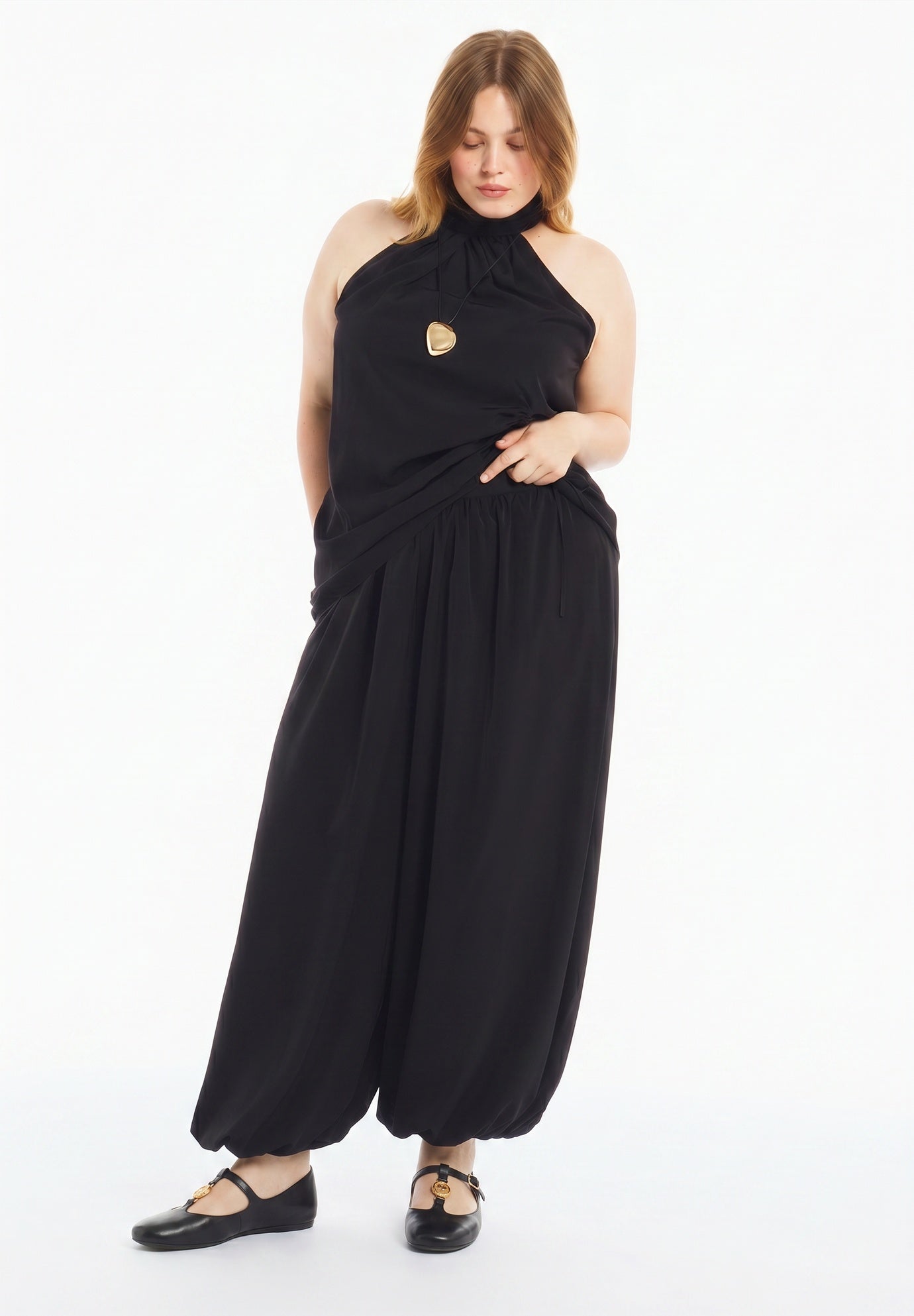 Elastic Waist Crepe Balloon Pant image number 0