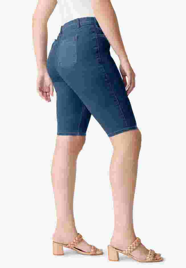 Classic Stretch Bermuda Short image number 2