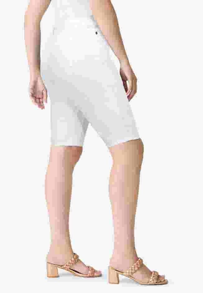 Classic Stretch Bermuda Short image number 2