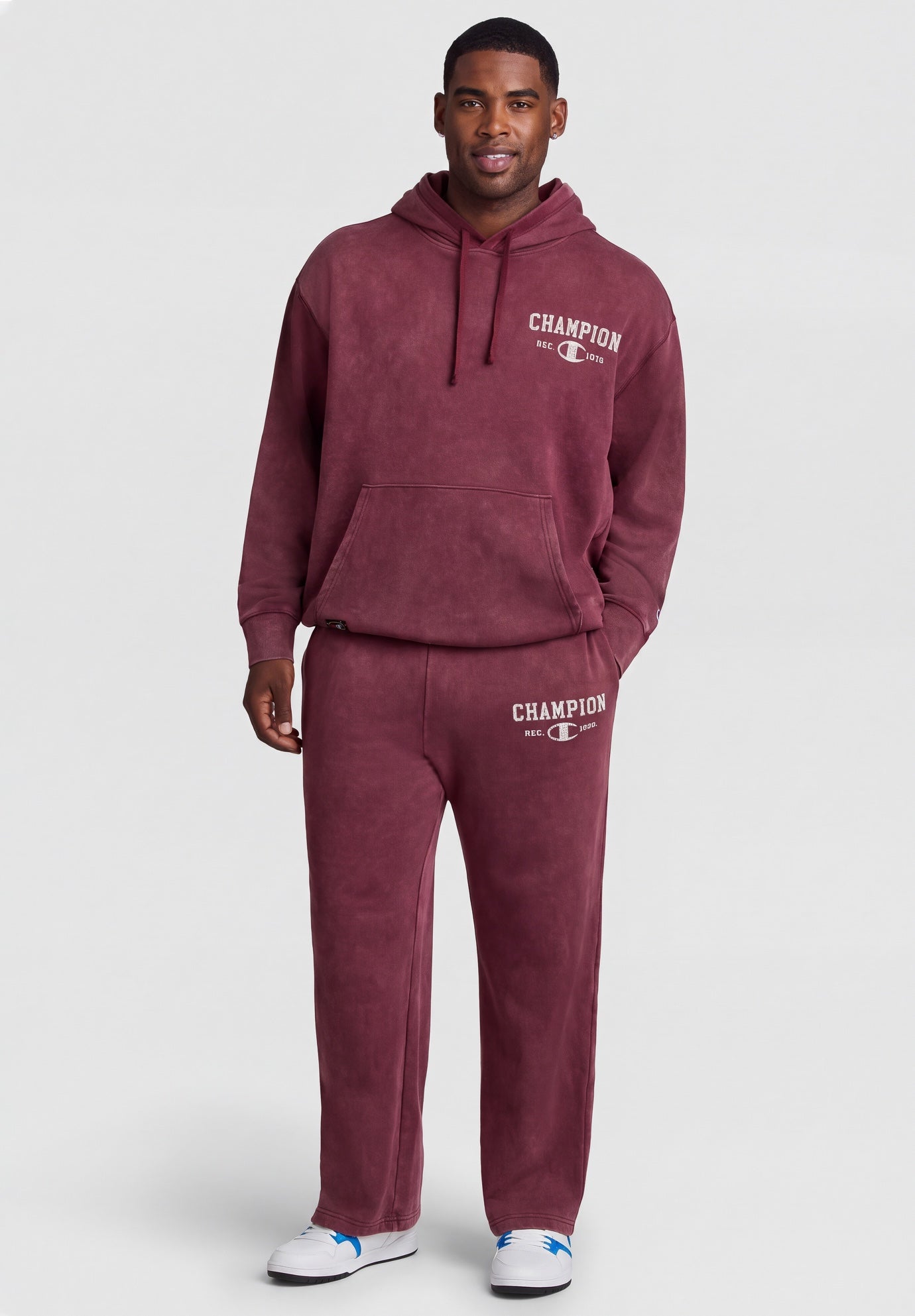 Champion&reg; Training Day Open Hem Sweatpants image number 4