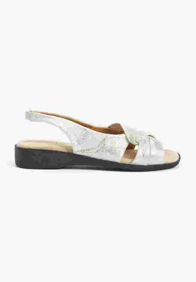 The Pearl Sandal image number 3