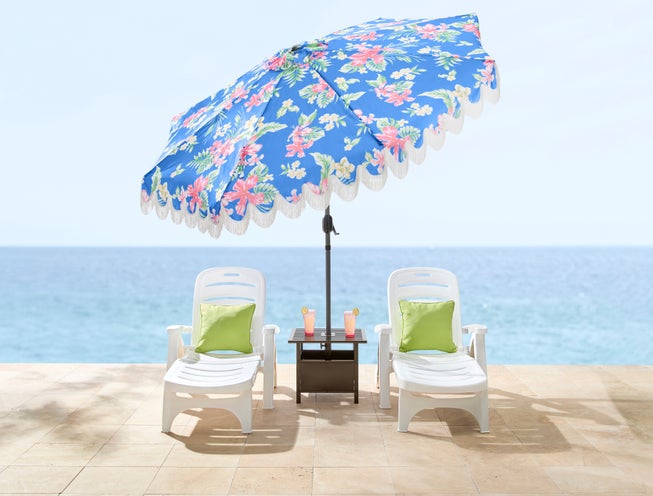 Resin Folding Lounger image number 4