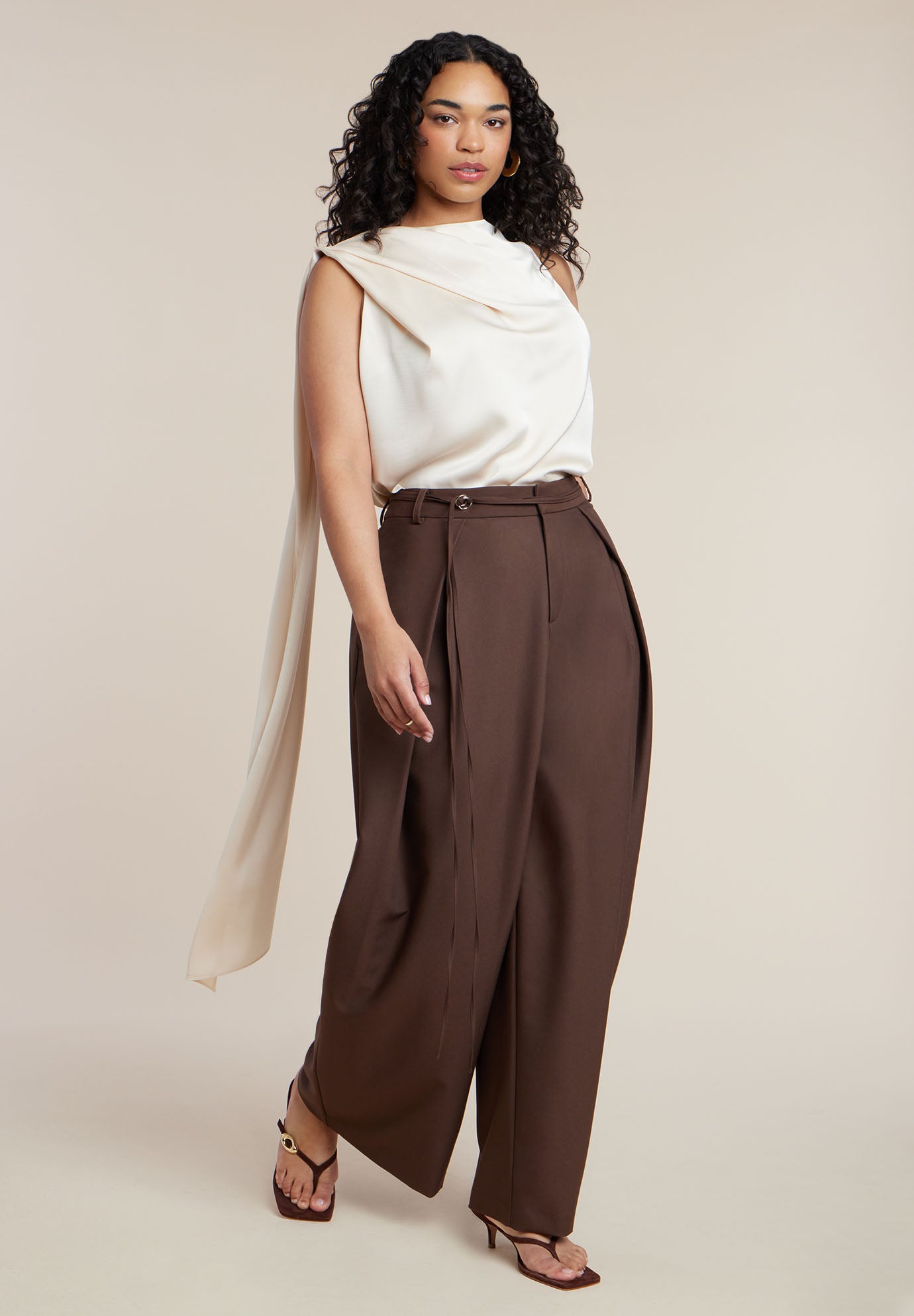 Sleeveless Scarf Detail Top image number 3