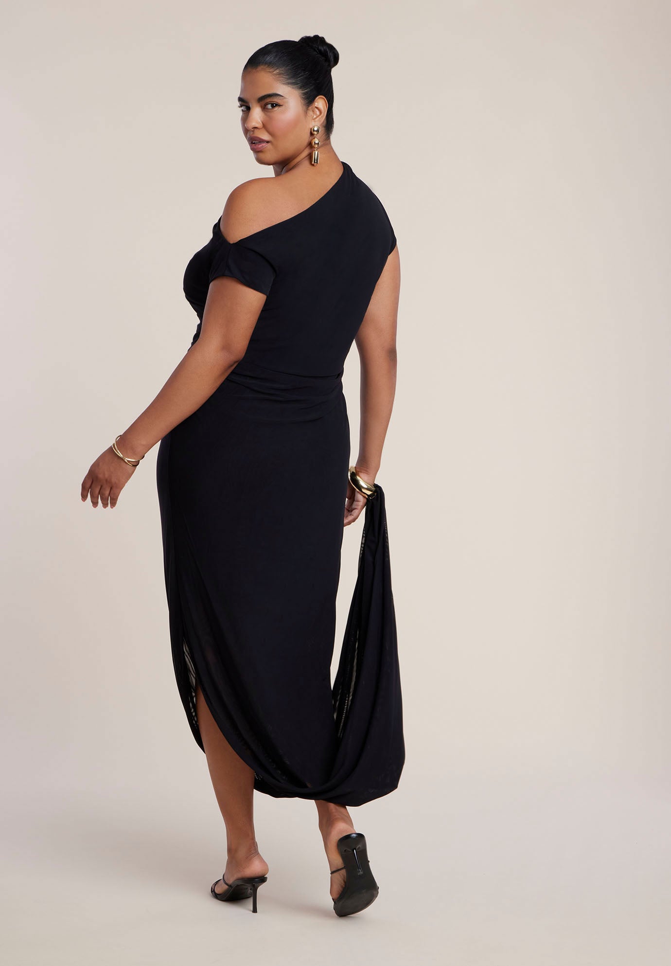 Bracelet Detail Draped Maxi Dress image number 2